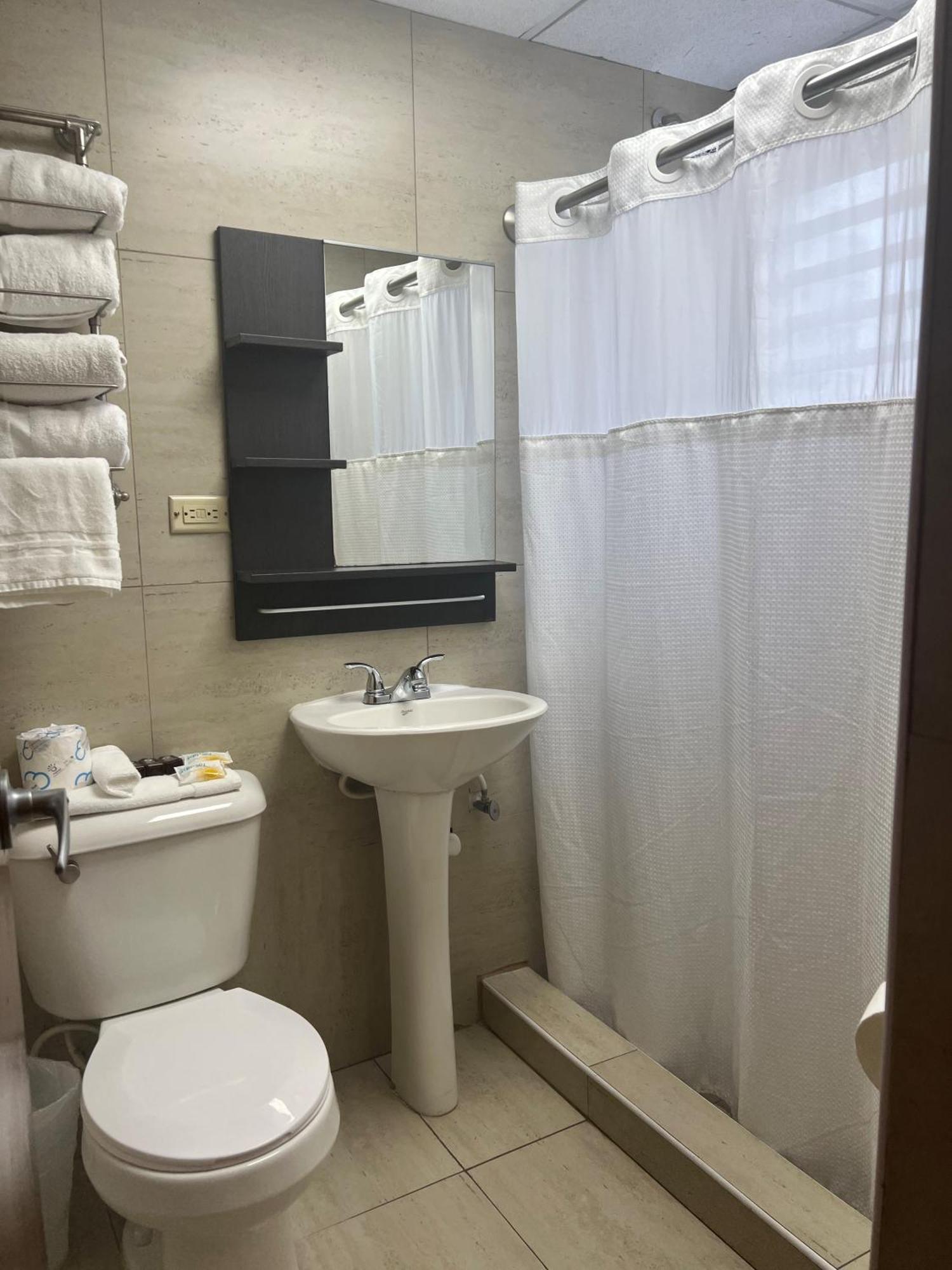 Hotel Villa Del Sol San Juan Dış mekan fotoğraf